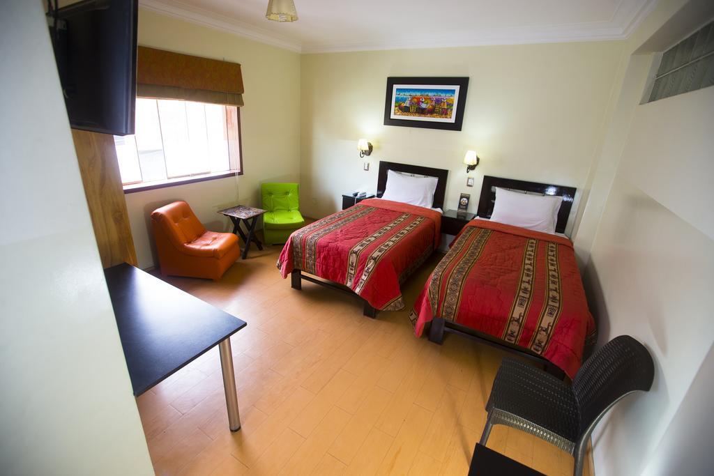 Hotel Tinkus Inn Lima Habitación foto